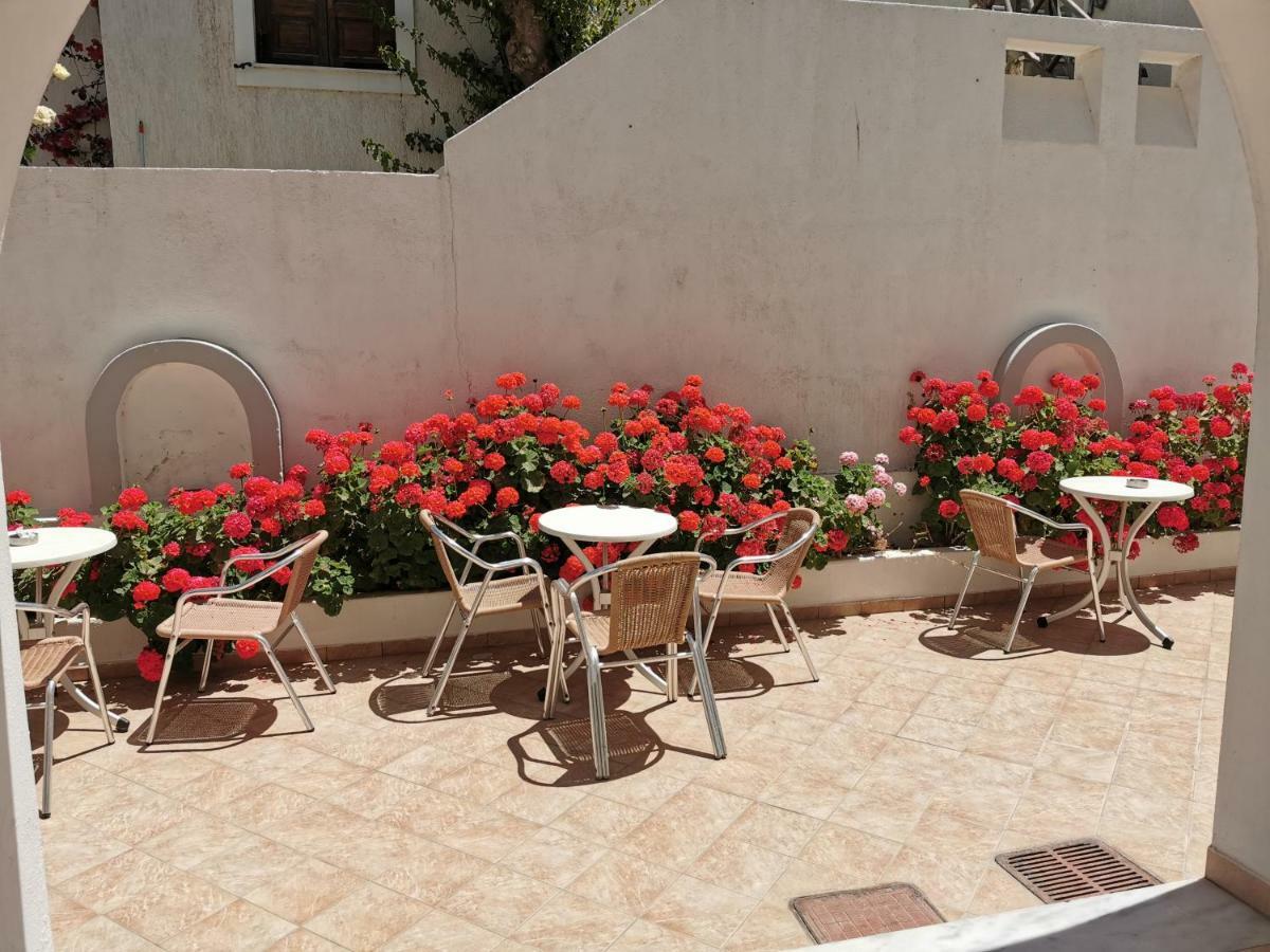 Sea Of Aegeon (Adults Only) Hotel Fira  Exterior photo
